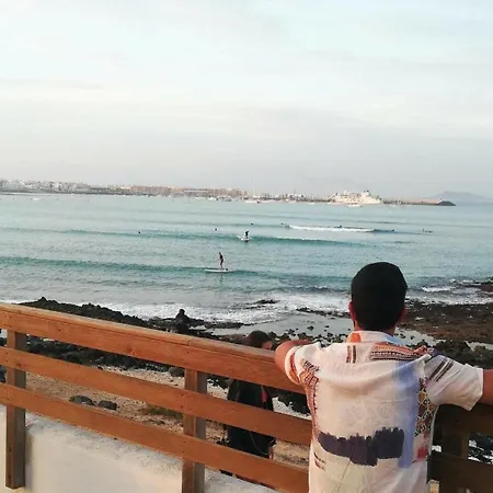 Ostello Wave Rider Surf *